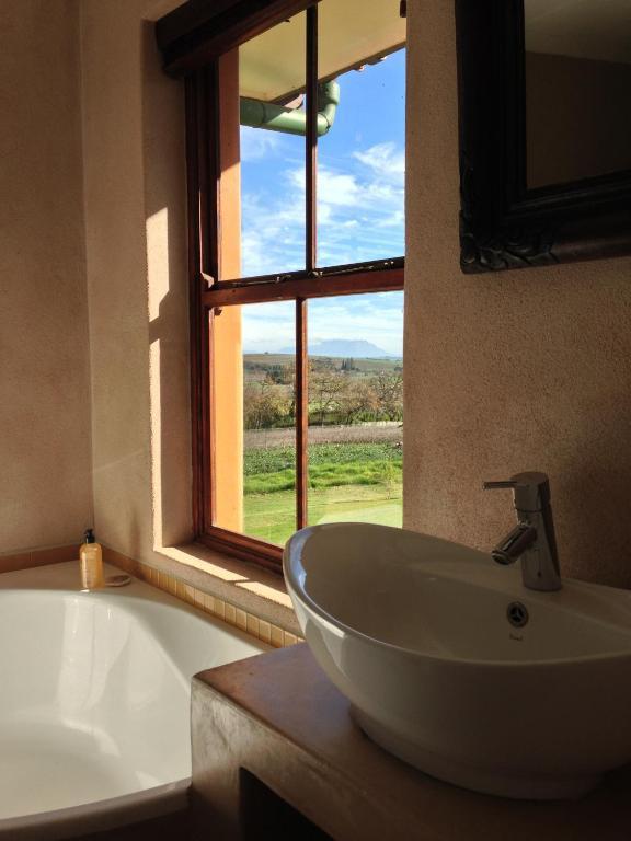 סטלנבוש Dirtopia Trail Lodge חדר תמונה