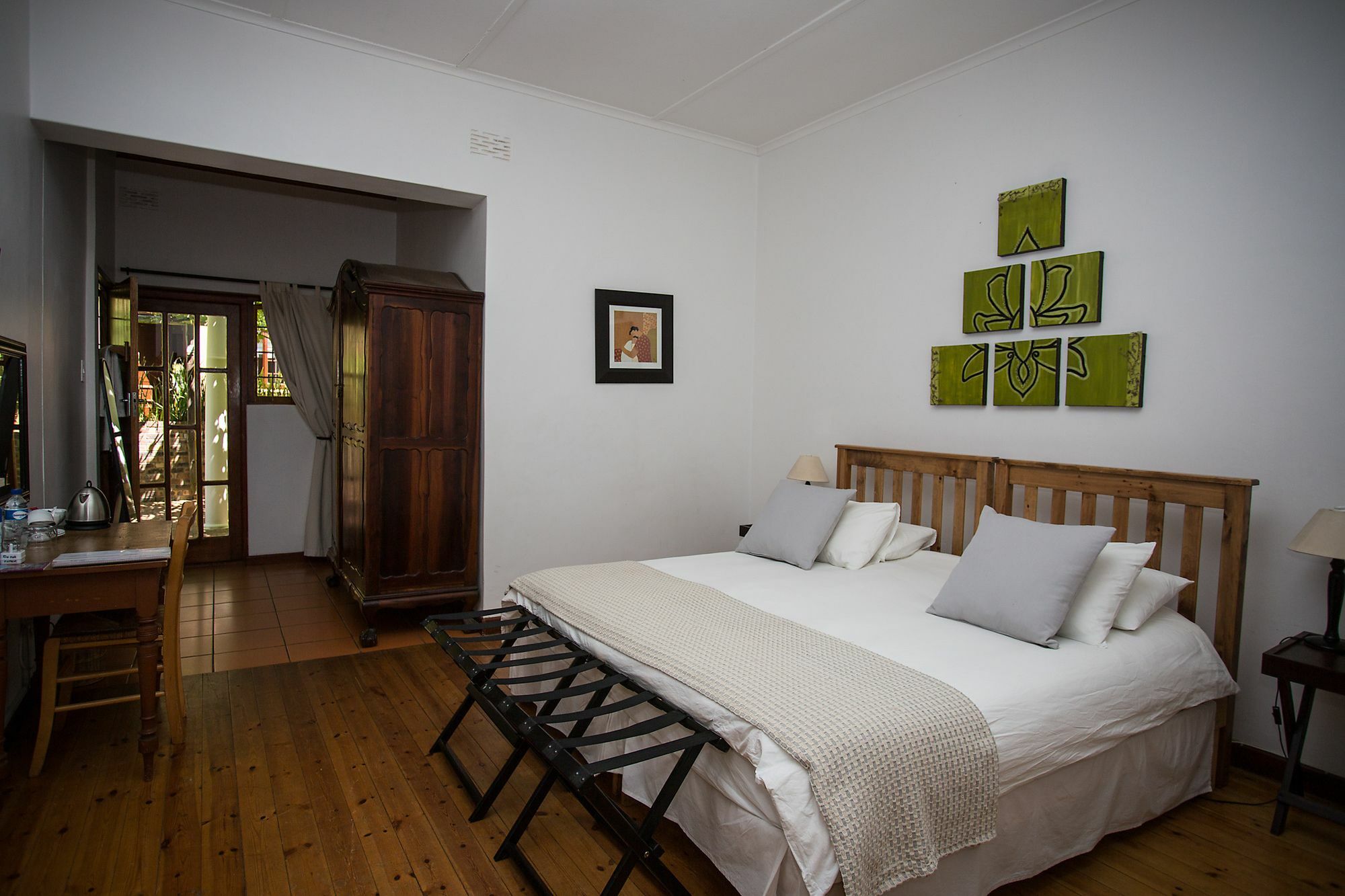 סטלנבוש Dirtopia Trail Lodge מראה חיצוני תמונה