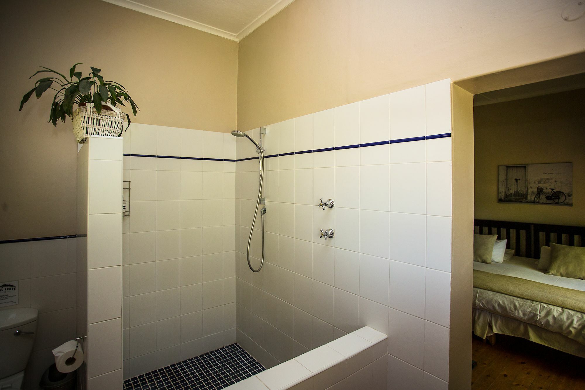 סטלנבוש Dirtopia Trail Lodge מראה חיצוני תמונה