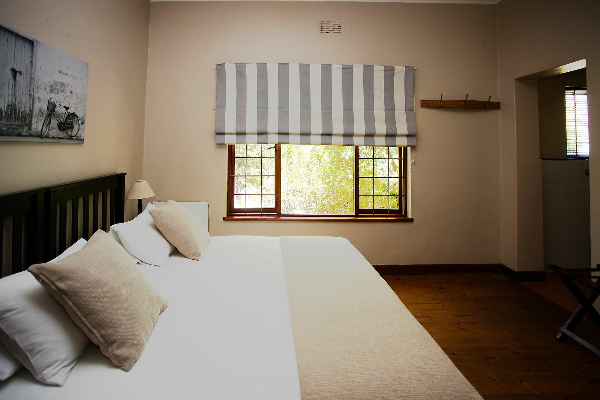 סטלנבוש Dirtopia Trail Lodge מראה חיצוני תמונה